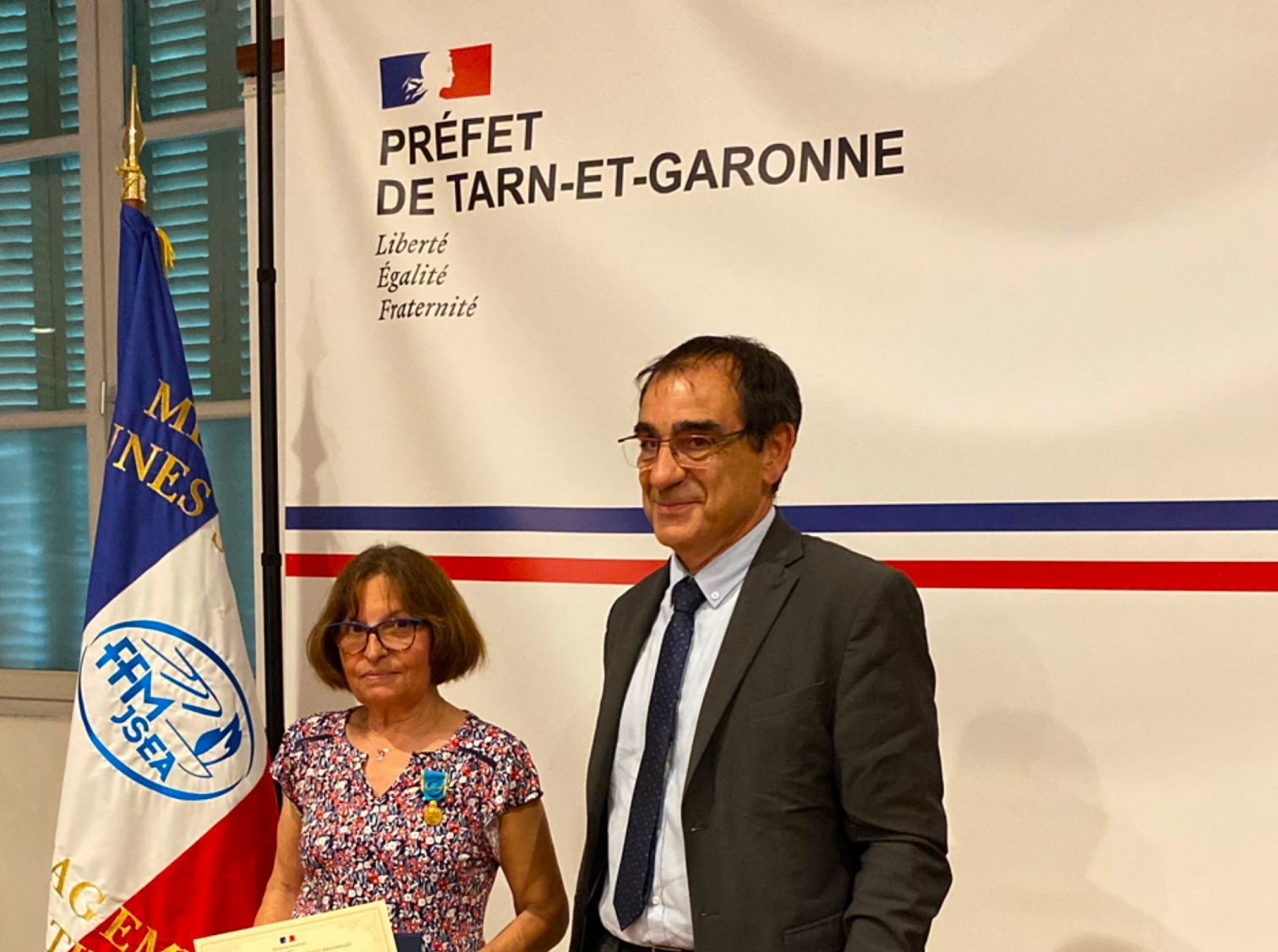 INSIGNE - CJF 39 FOUCAULD - CHANTIER DE LA JEUNESSE - DECAT
