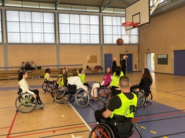 Castres Lyc A Veaute Handi BB